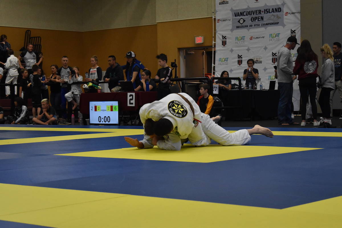 17212581_web1_190610-PNR-JiuJitsuTournament