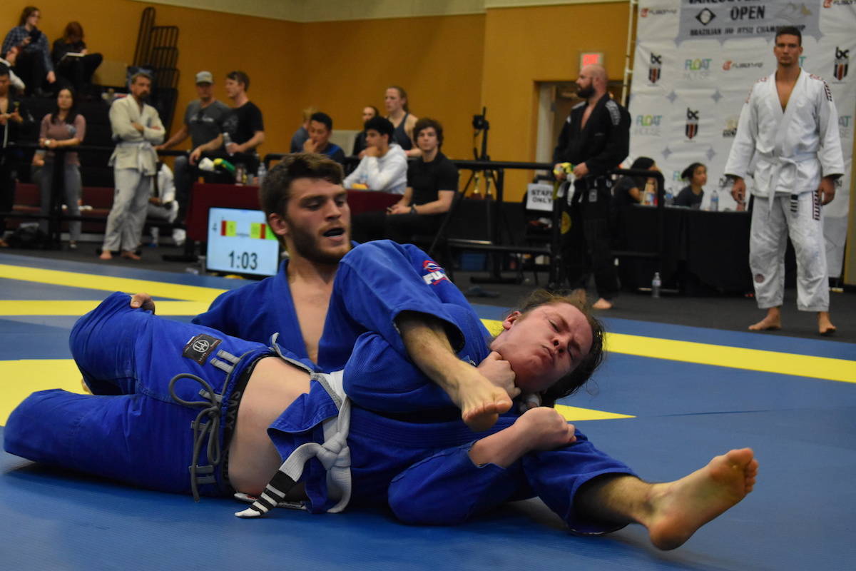 17212581_web1_190610-PNR-JiuJitsuTournament4