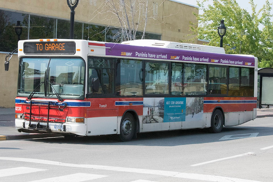 17241530_web1_Transit-bus