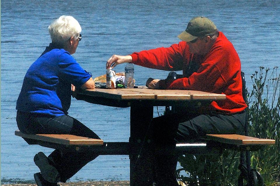 17434873_web1_190612-pdn-lighthouse-lunch-tsr