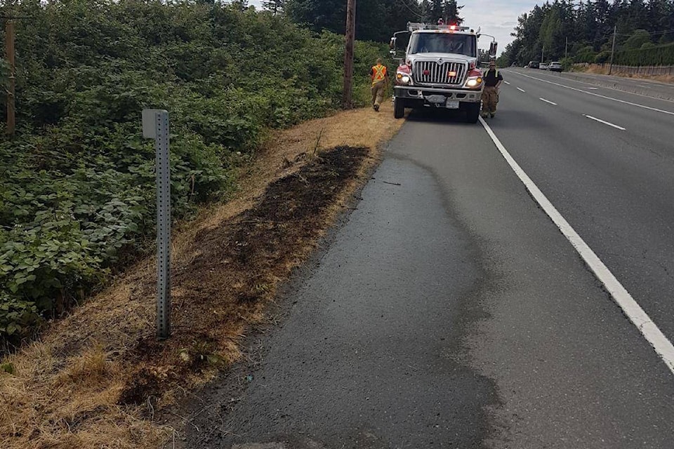 17463140_web1_190626-PNR-CentralSaanichBrushFires