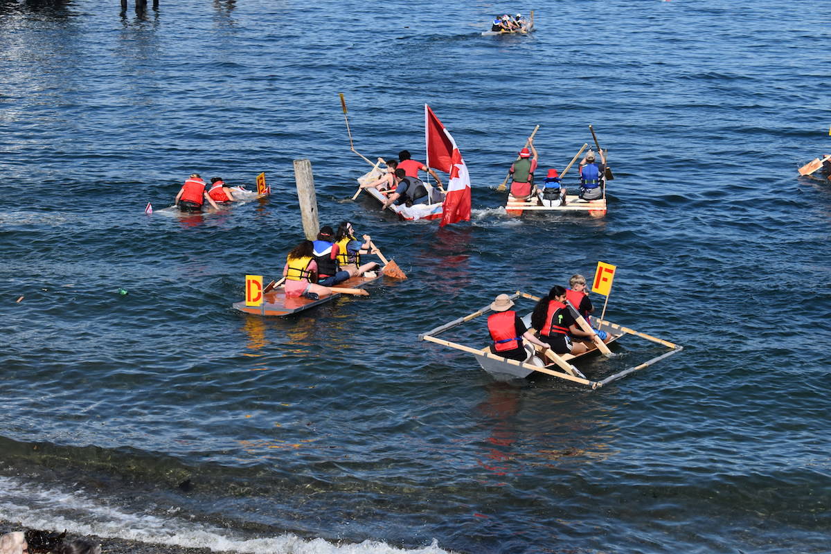 17520139_web1_190701-PNR-CanadaDaySidney30