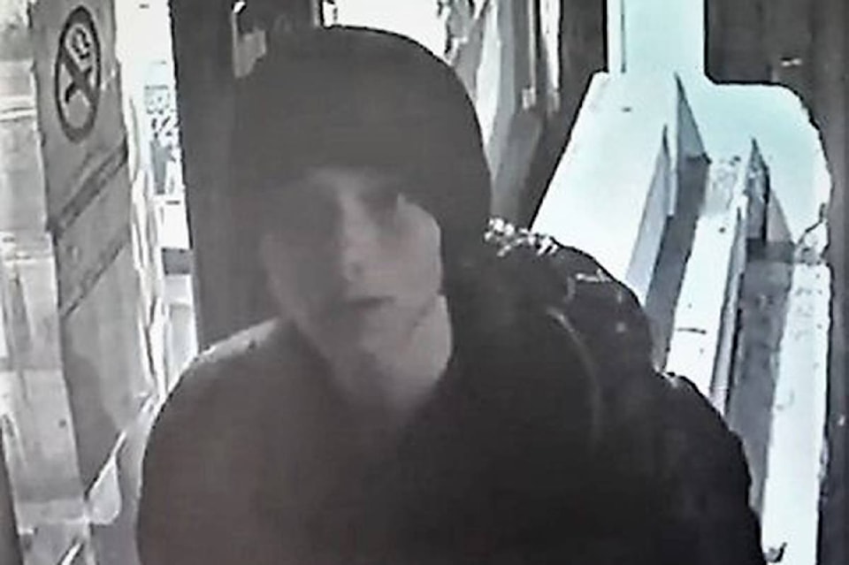 18328550_web1_190830-VNE-YoungLookingSuspect_1