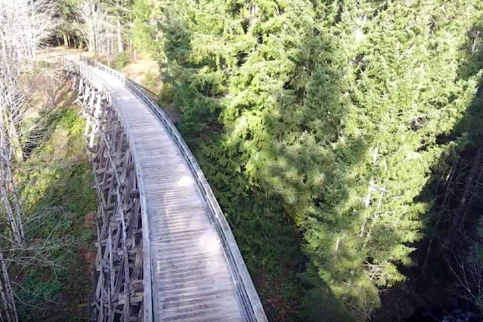 18402546_web1_190911-SNM-M-Trestle