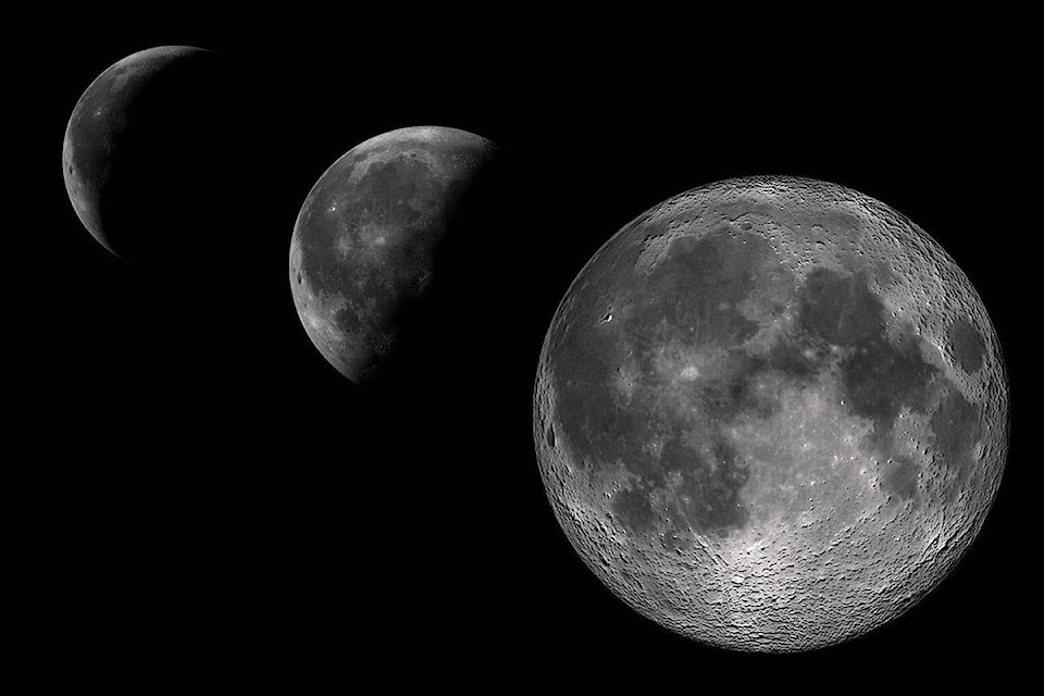 19756348_web1_191211-VNE-Spooky-Moon_1