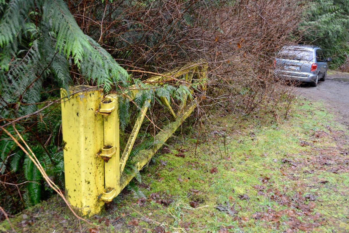 20441827_web1_200212-SNM-Potholes-park-gate-sooke_3