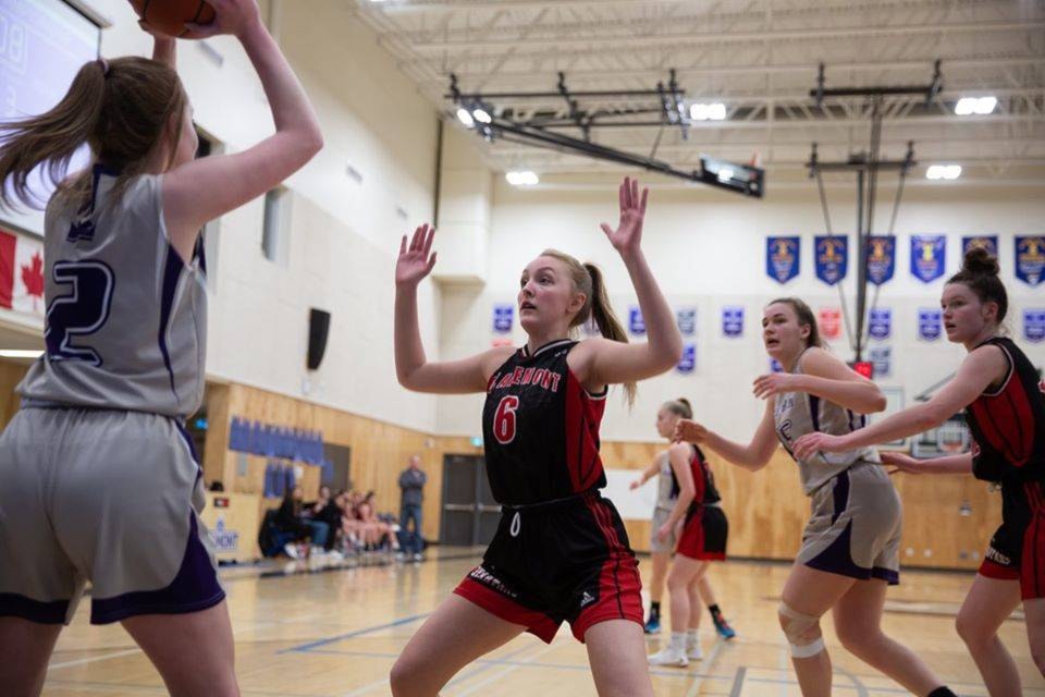 Claremont Spartans win against the Royal Bay Ravens 71- 64 on Feb. 15, 2020. (Photo James MacKenzie)