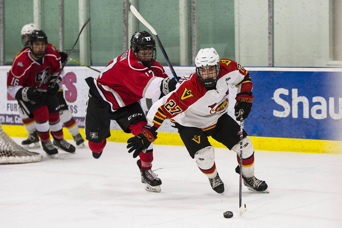20581211_web1_200216-CRM-storm-cougars-hockey_3