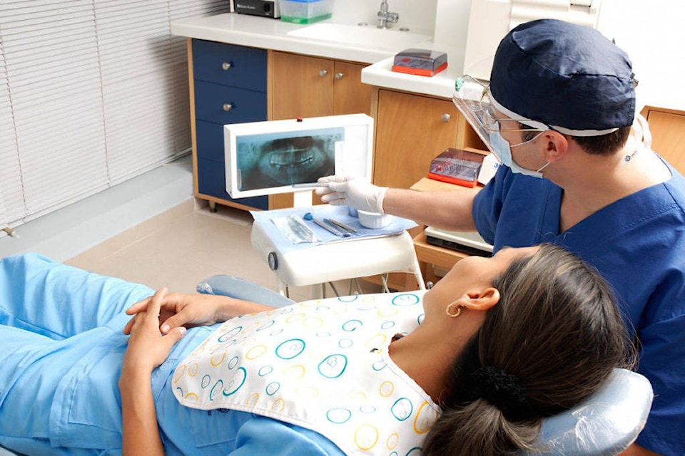 20992461_web1_200325-SNM-Otter-Point-DENTIST_1