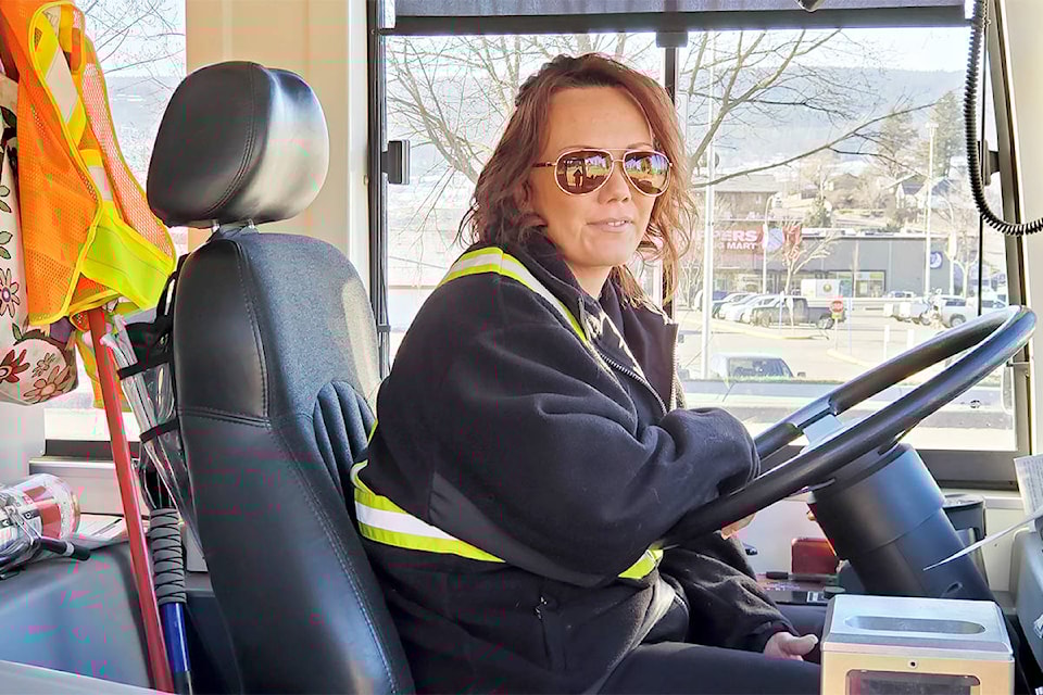21017618_web1_200325-WLT-BC-Transit-Stilloperating-driver_1