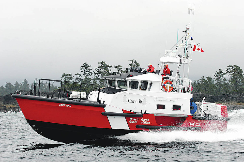 21425273_web1_200430-CRM-Nootka-Coast-Guard-Search_1