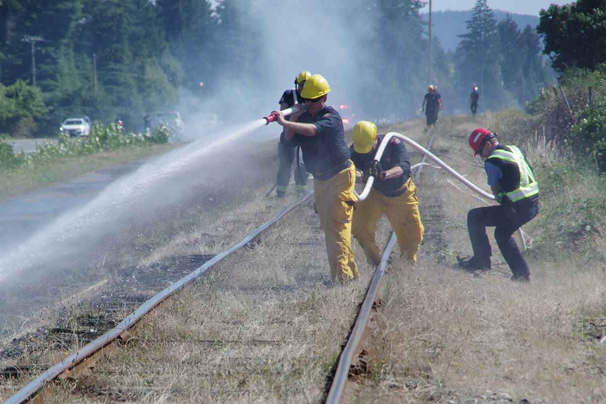 22542791_web1_copy_200902-NBU-fire-old-island-hwy-2_1