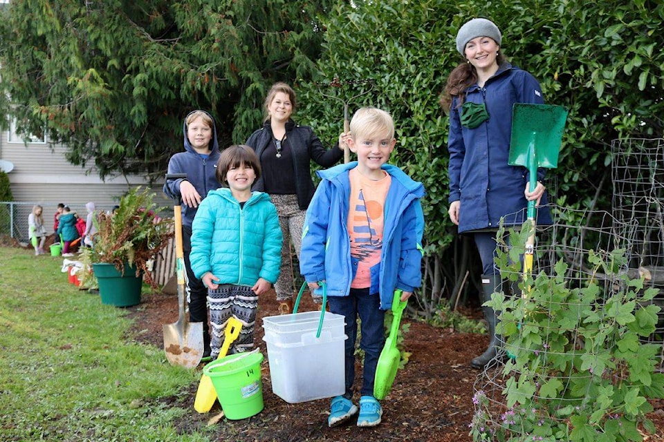 23081444_web1_201029-SNM-SookeElementaryGarden-students_2