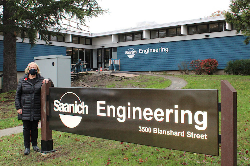 23242426_web1_201105-SNE-OldLibraryBuildingSaanichEngineering-engineeringbuidling_1