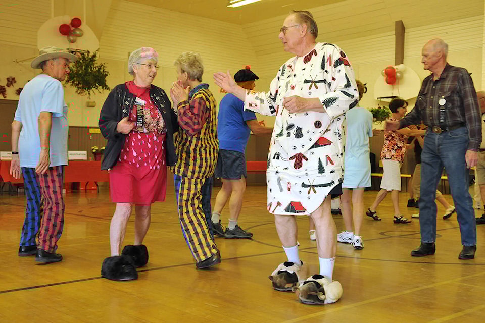 23445283_web1_201120-CPL-Unofficial-holidays-Nov29toDecDec5_1