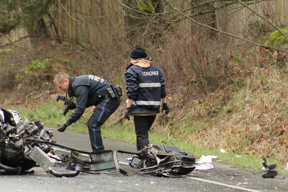 24128808_web1_210204-SNE-FatalWestSaanichCrash-fatalcrashsaanich_3