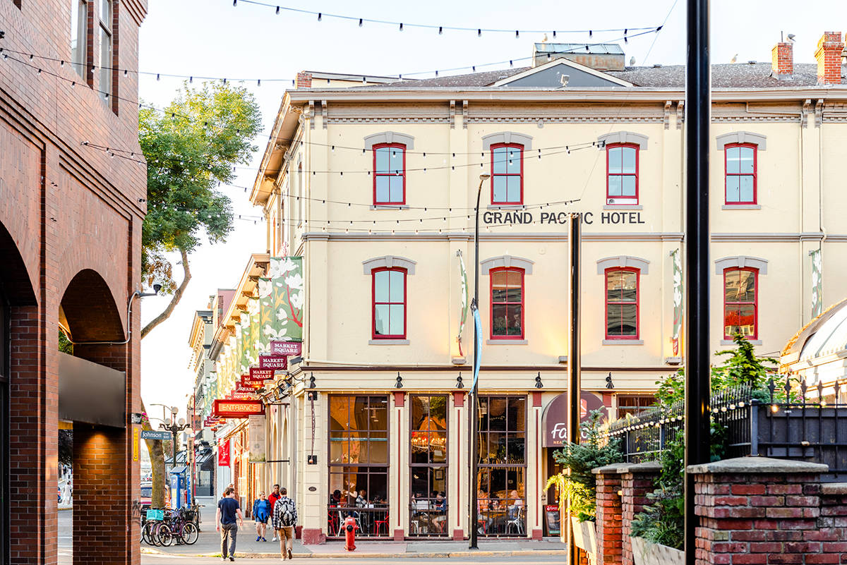 Secure a space on the Store Street side and enjoy views of Old Town and all of its historical charm!Photography by Dasha Armstrong.
