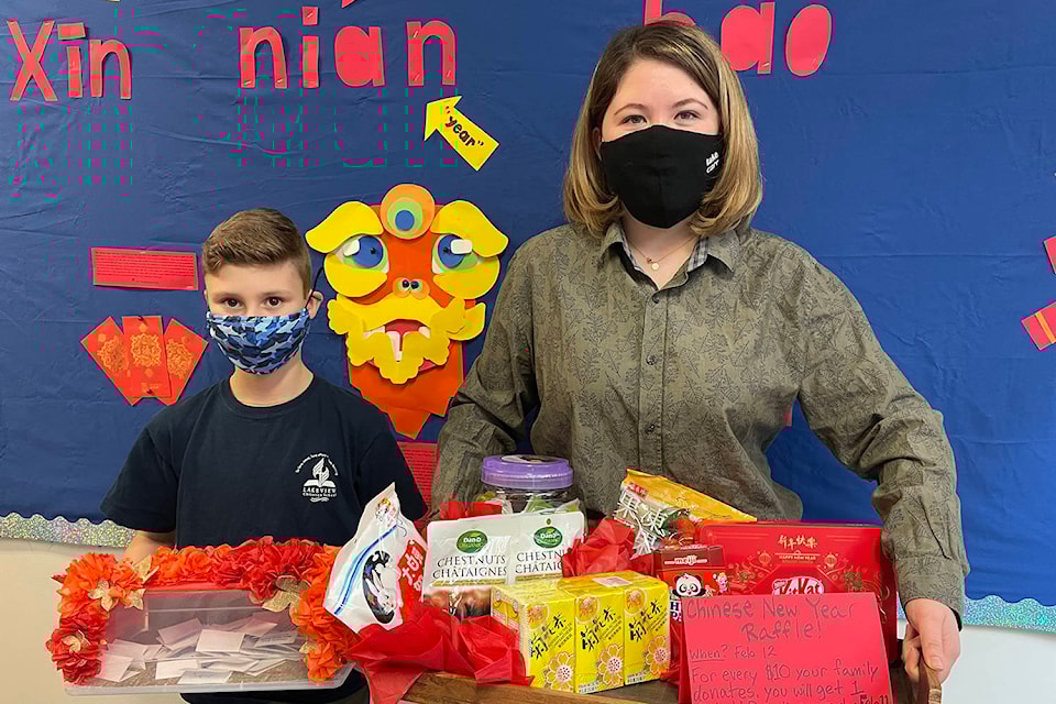 24250782_web1_210216-PNR-FUNDRAISING-FOODBANK-FUNDRAISER_1