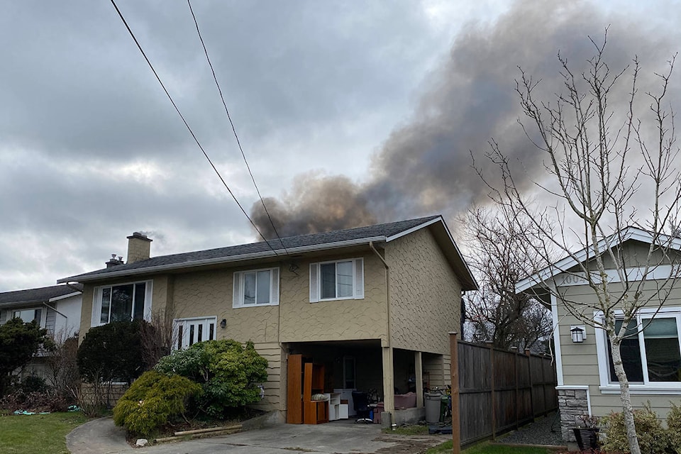 24367909_web1_210228-PNR-FIRE-FIRE_1