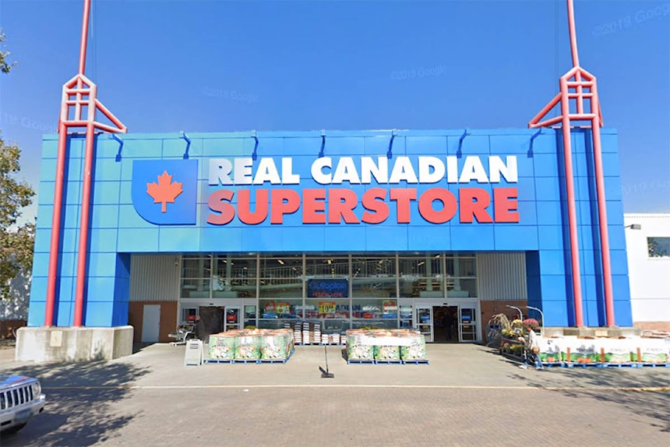 24712797_web1_210401-GNG-COVID-Superstore-Langford_1