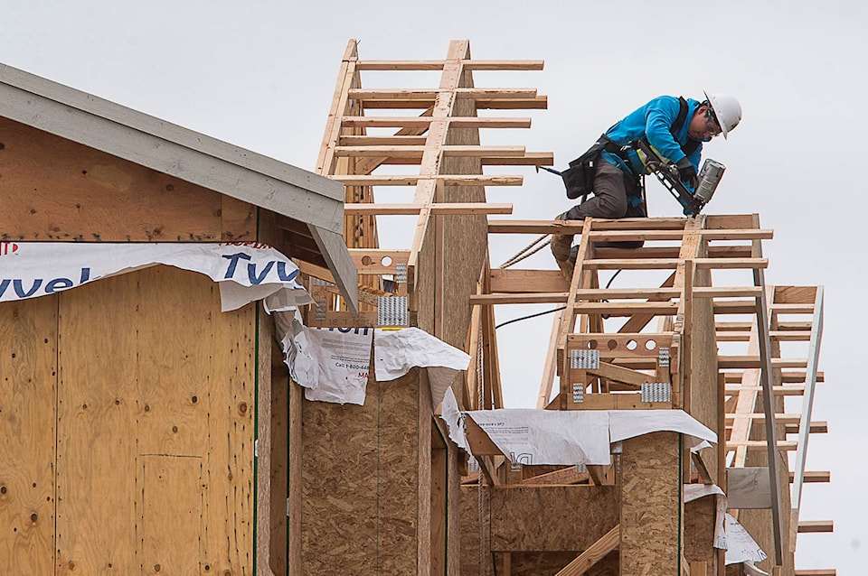 24934476_web1_P1-Riverview-Construction-EDH-042420-FS
