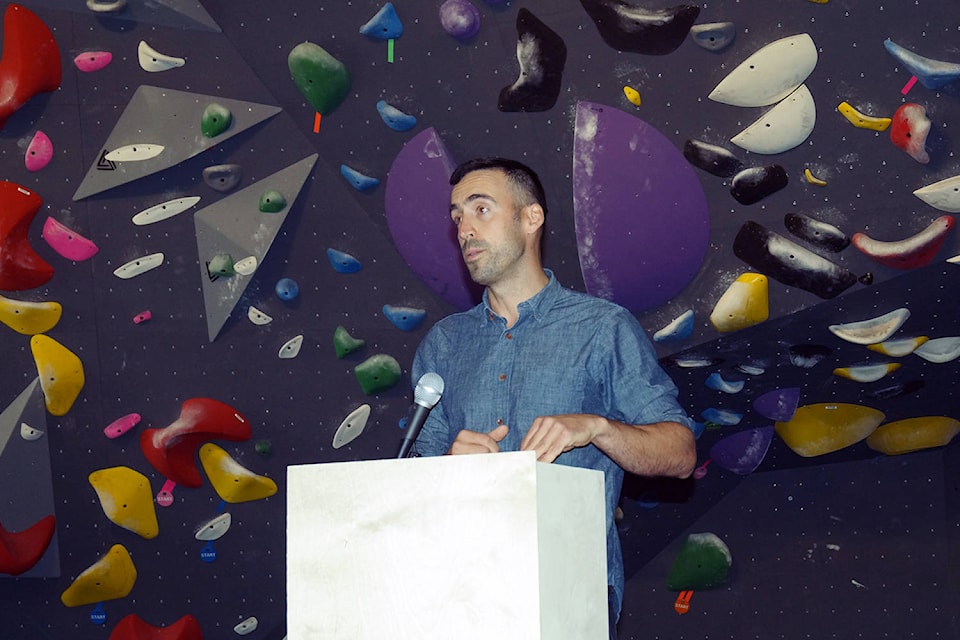 25521685_web1_210616-GNG-BoulderHouseOpening-boulder_1