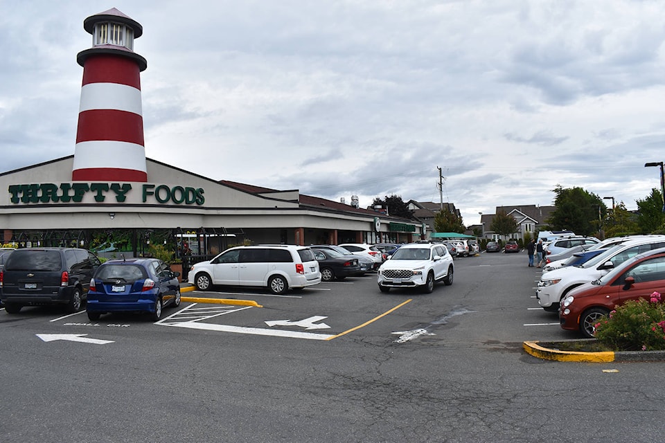 26162219_web1_210816-PNR-CrimeStatsSidneyNorthSaanich-ParkingLot_1