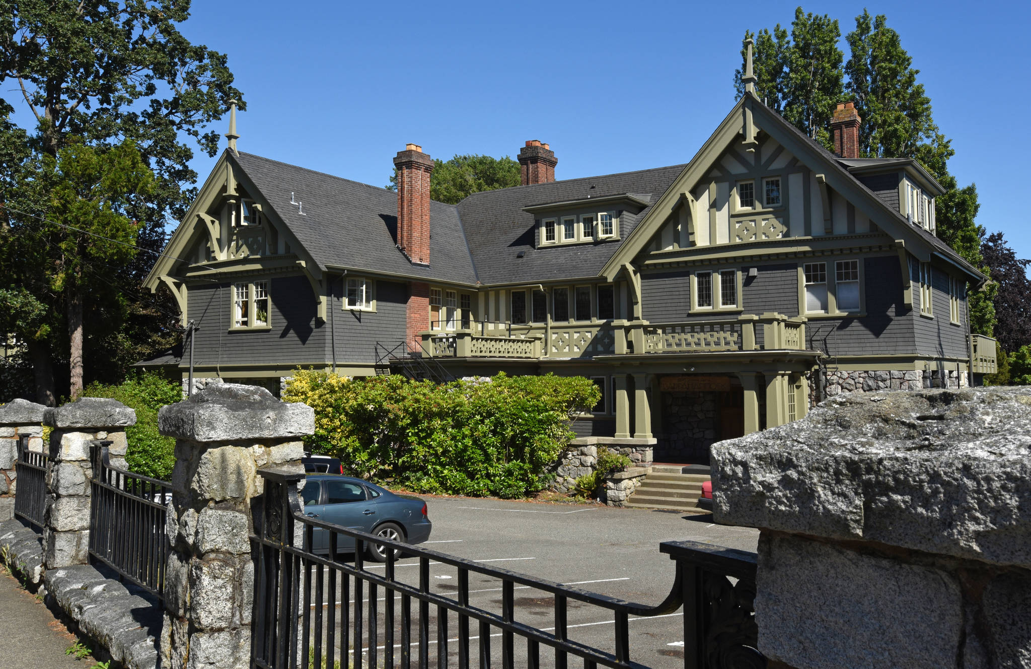 Rappahannock on Rockland Avenue was built in 1910, designed by architect Samuel MacLure. This is one of many homes along Rockland designed by Maclure. Don Denton/Black Press Media