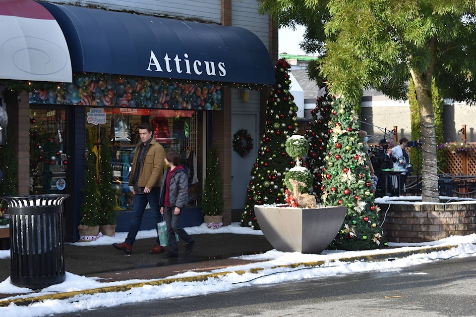 Robert Buckley and Mattia Castrillo are among the actors in The Christmas House II currently shooting in Sidney. (Wolf Depner/News Staff)