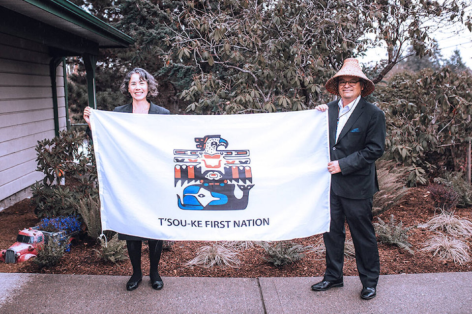 26669034_web1_210930-SNM-Flag-Raising_sooke-PHOTO_1