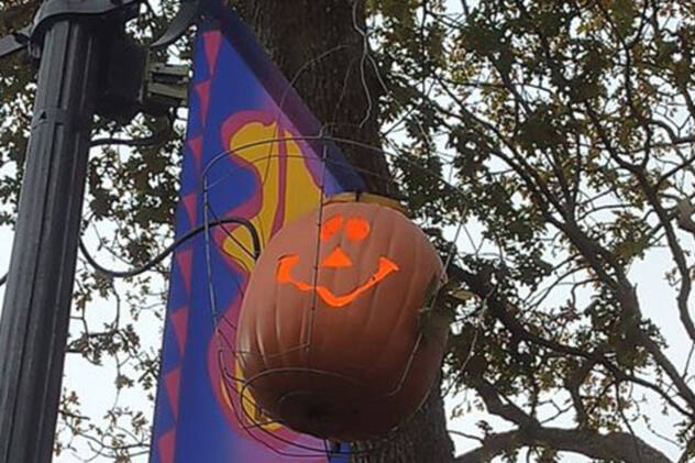 26797557_web1_211012-OBN-HalloweenCancelled_2