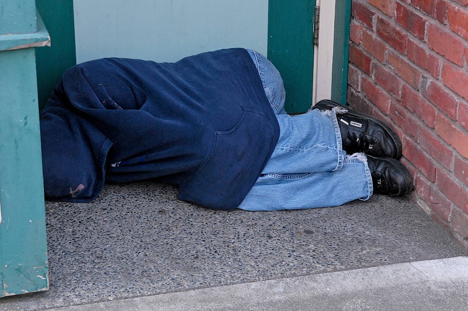 27063943_web1_210916-vne-photo-archive-homeless_5