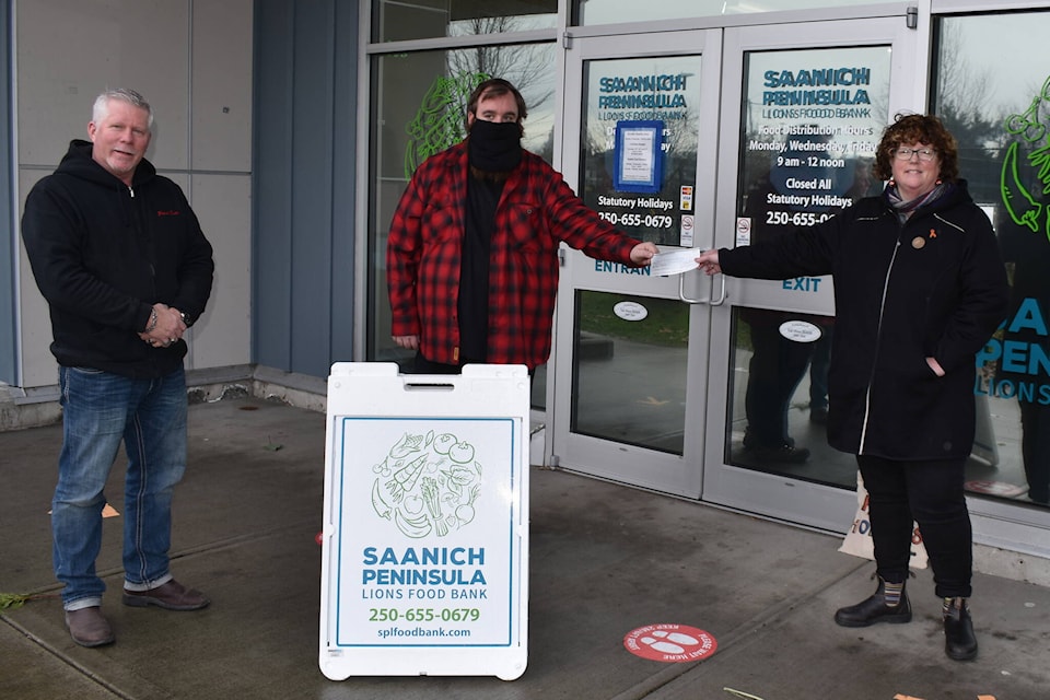 27618460_web1_211222-PNR-FoodbankDonation-CentralSaanichFood_1