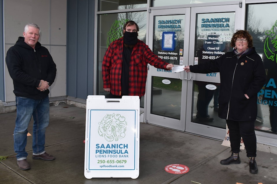 27618460_web1_211222-PNR-FoodbankDonation-CentralSaanichFood_1