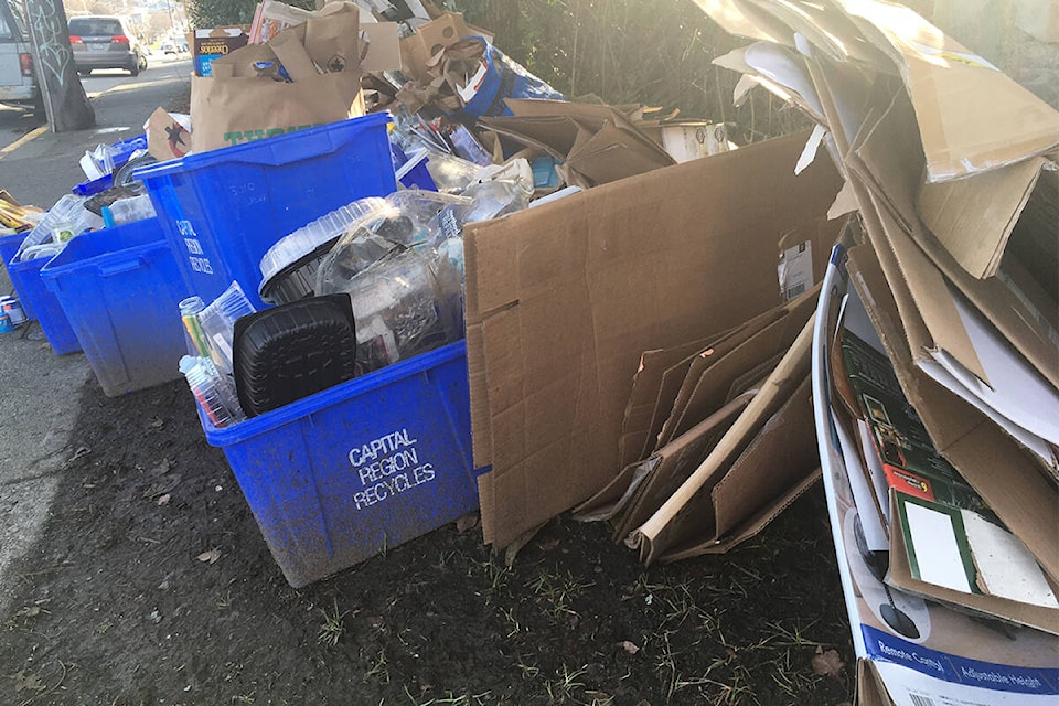 CRD, Emterra hire more trucks, crews as Greater Victoria recycling