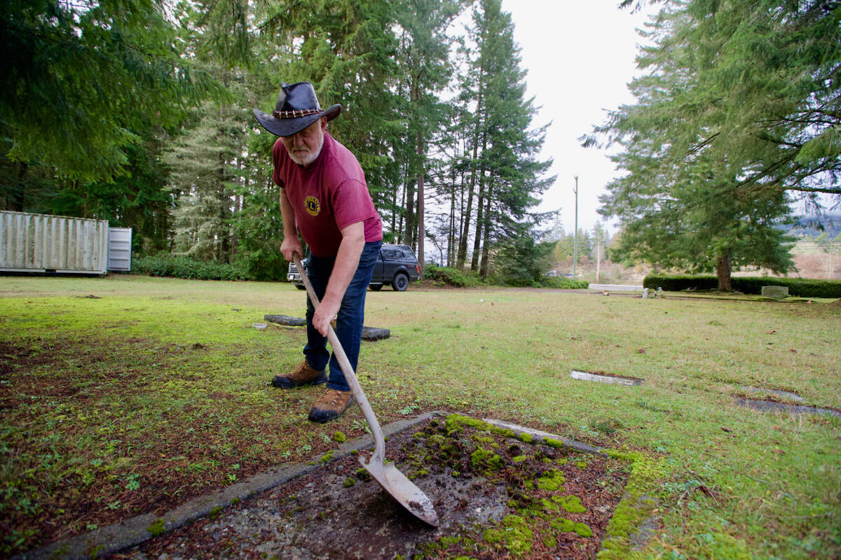 28051425_web1_220210-SNM-Sooke-Harbour-Cemetery-Lions-GerryStLaurent_3