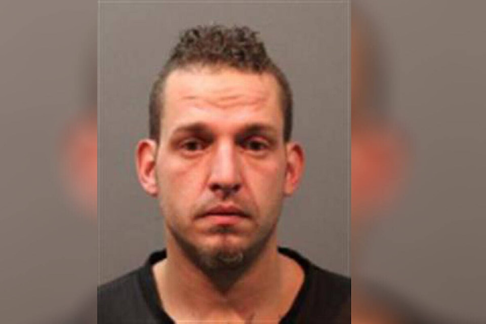 28491848_web1_220316-vne-missing-gilles-arsenault-_1