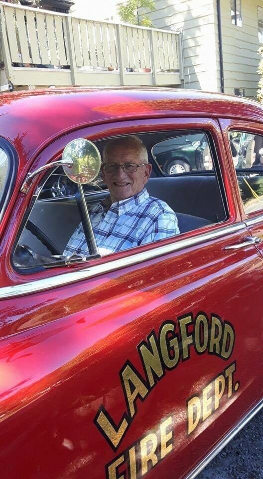 28679232_web1_220311-GNG-Al-LeQuesne-Obit-photos_1