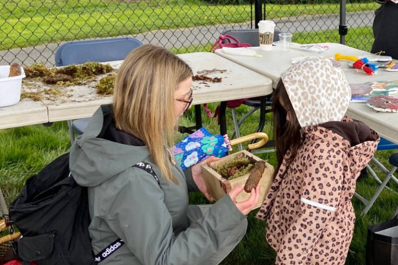 28792966_web1_220413-VNE-OaklandsCommGarden-Opening-OaklandsCommGarden_2