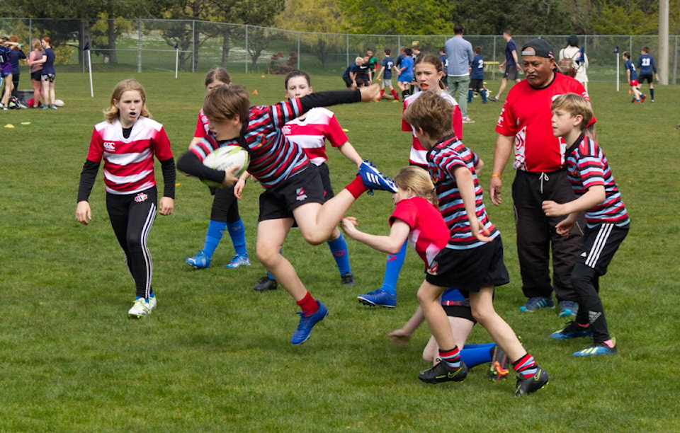 28900872_web1_220424-GNG-WomensRugby-westshore_1