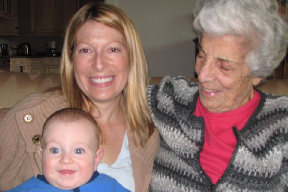 28928434_web1_220426-SNE-Gladys-100th-gladys_1