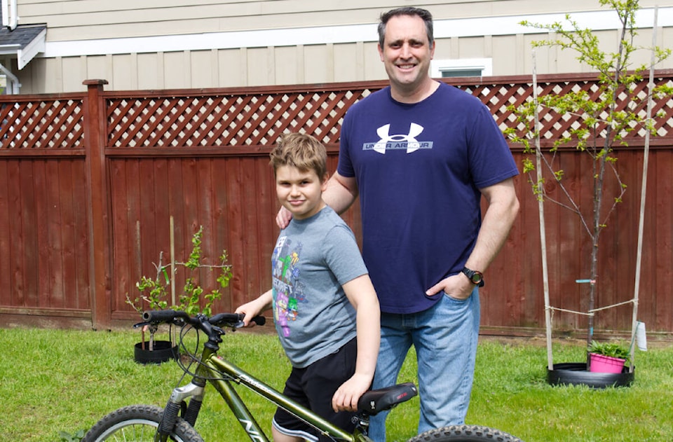 28992627_web1_220502-GNG-DadBicycleAccident-cameron_1