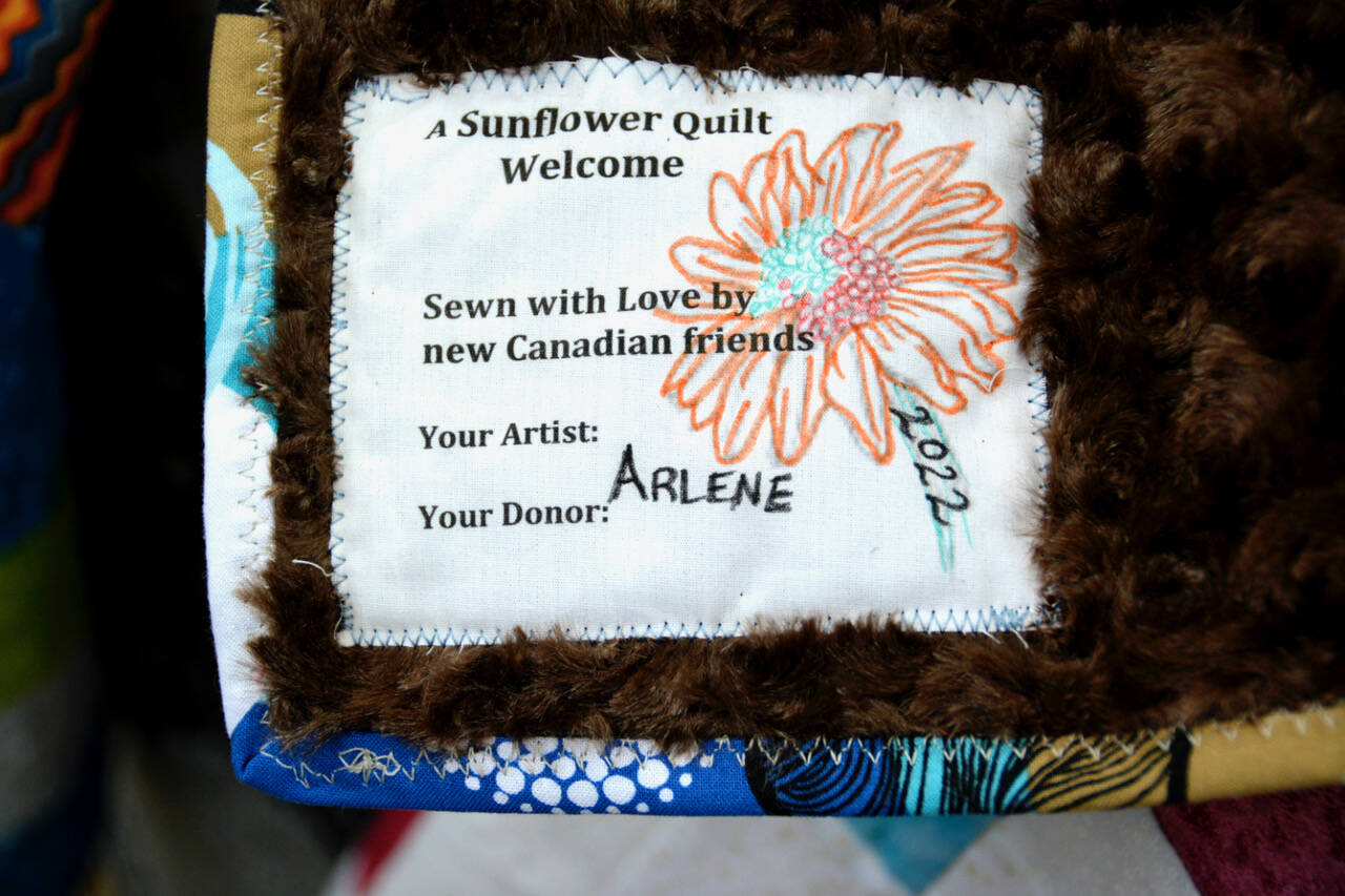29098789_web1_220511-VNE-Quilts-For-Ukrainians-Photos_2