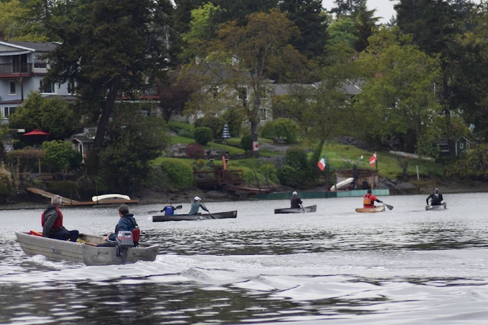 29132885_web1_220515-VNE-CanoeAndKayakClub-Event-photo_4