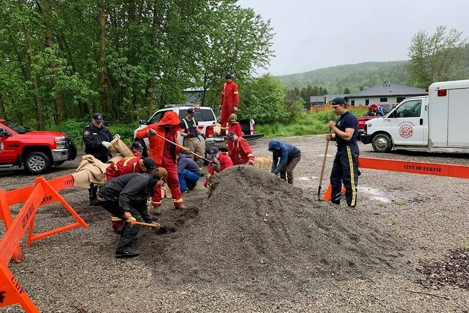 29490392_web1_220617-BPD-Flood-Briefing-Fernie_1