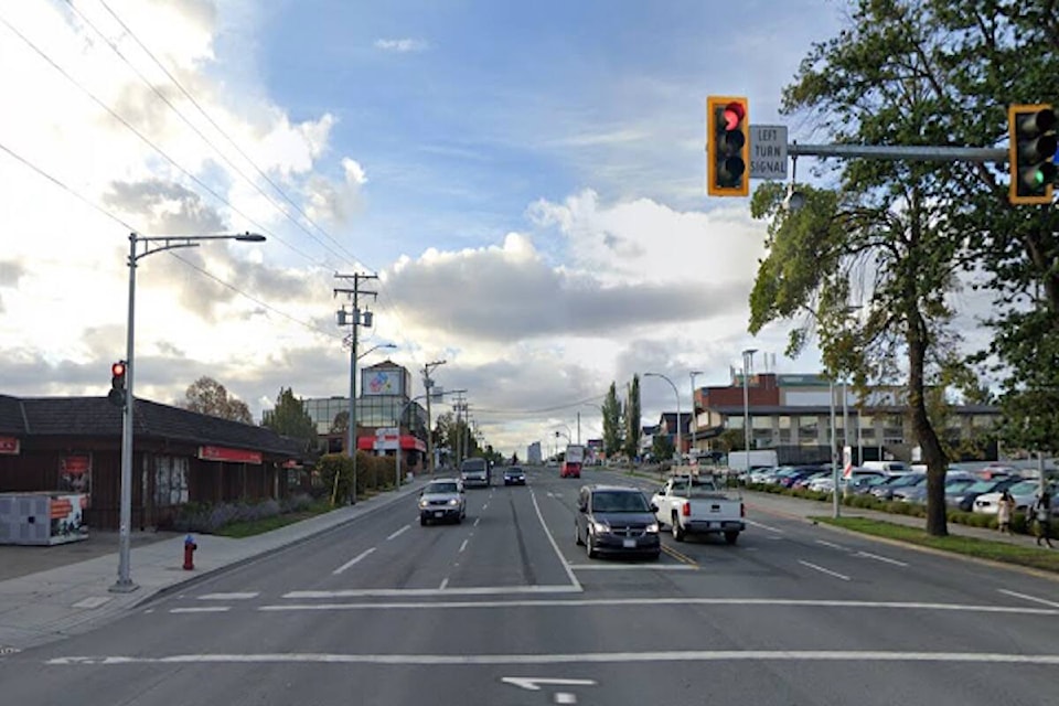29797137_web1_220711-vne-single-lane-douglas-_1