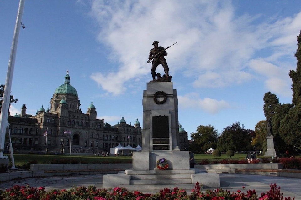 30895154_web1_221102-VNE-RemembranceDay-Roundup-cvr_1
