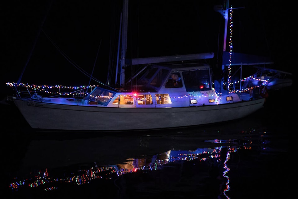 31344279_web1_221218-PNR-SailPastSidney-Sailpast_2