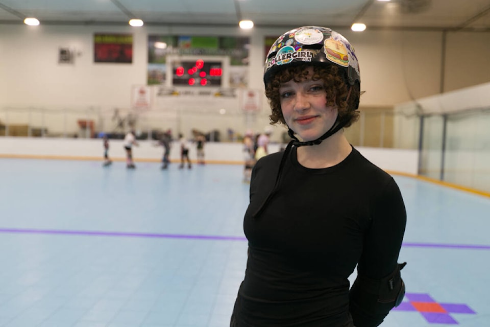 31477311_web1_230103-VNE-RollerDerby-NationalTeam-pics_6