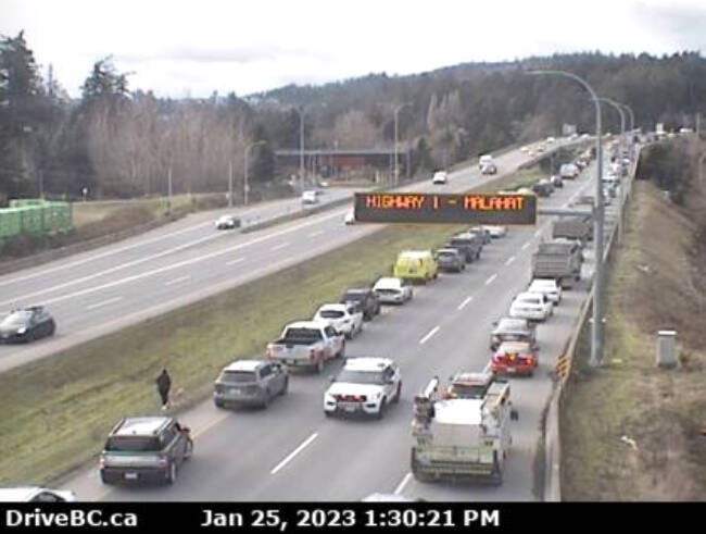 31677741_web1_230125-GNG-THCCrash-DriveBC_1